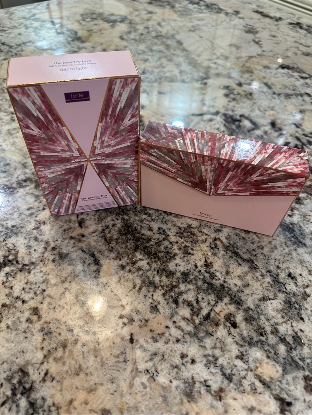 tarte “ the Jewelry Box” Makeup Box Set